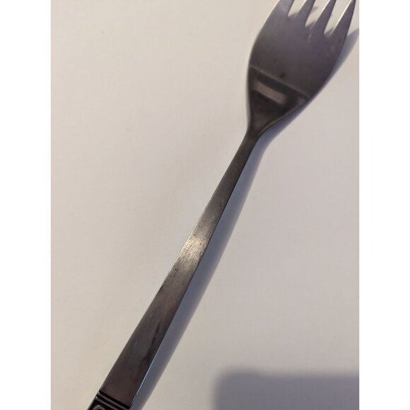 VTG CARLYLE Hong Kong stainless cameo pattern serving fork replacement - Picture 3 of 8